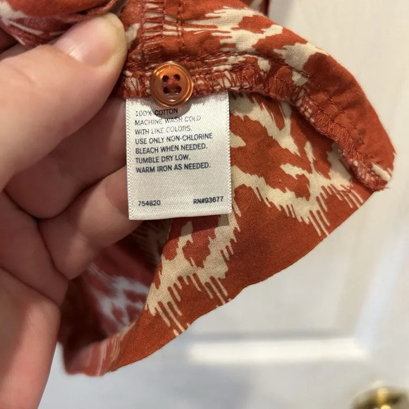 St. John's Bay Blouse Women Large Orange Ikat V-Neck Sleeveless Cotton Gorpcore - Picture 7 of 7